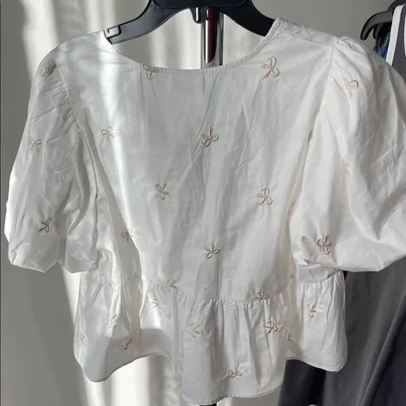 Very J White Puff Sleeve Blouse with Bow Accents - Picture 7 of 7